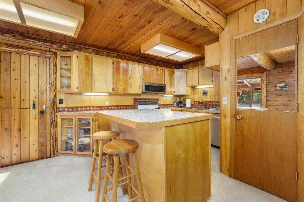 Alpine Meadows Log Cabin Girdwood Exterior photo